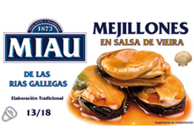 Mussels in scallops sauce